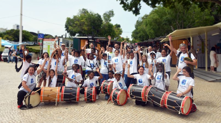 Arruada com a Orquestra Tradicional, Grupo de percussão tradicional e gaita de foles da Casa Pia de Lisboa
